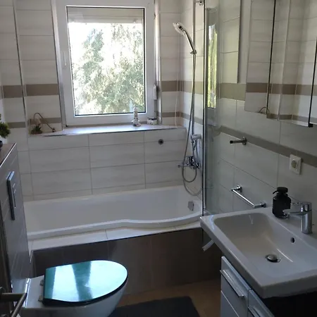 Apartment 3 Raum